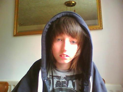 charlottesparky's profile picture. suffocation no brething dont give a f*ck if i cut my arm bleeding this is my last resort  and il cry