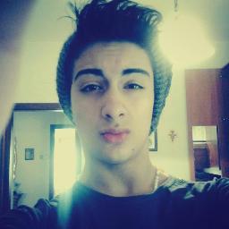 Facebook account: https://t.co/ByxwUMi5vI
Ask account:http://t.co/XqNgcOUXLD
Ho 14 anni vivo a bari