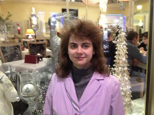 Medical Translator of German and English/
Admirer of Music/Electric Guitar Playing Learner/
Volunteer/Happy Wife And Mother