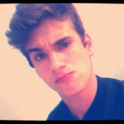 Pra te ver sorrir eu posso colorir o céu de outra cor, eu só quero amar você e quando amanhecer.. eu quero acordar, do seu lado. ♥ @prfvrmah ♥