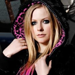 FC da Cantora Canadense @AvrilLavigne  ★ 
Since 01/09/2011 ★ Here's To Never Growing Up! 9 de Abril no Itunes