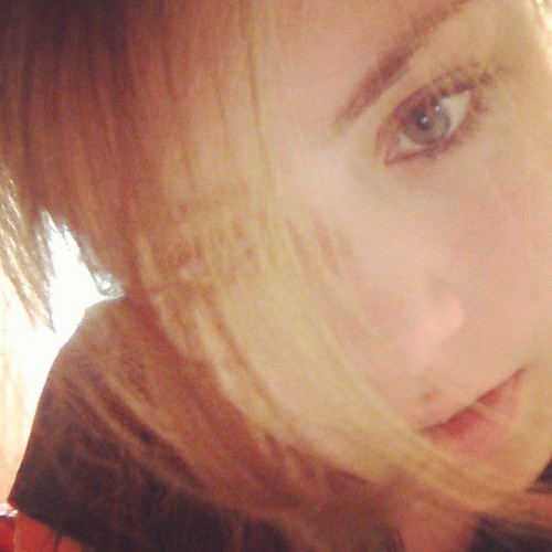 Love Maroon 5 and Justin Bieber♥ Adele's Bitch too! James Durbin & Haley Reinhart: My inspiration. SKRILLEXFAN Follow me. i'll follow back ;)