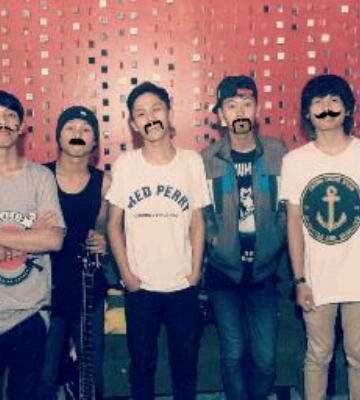 NMBM_easycore's profile picture. POP PUNK/HARDCORE/EASYCOREtelp 087770409482 (Hakim) http://t.co/fGW4Zgzn9f