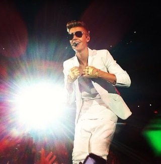 08.04.2011 ❤ My world 28.03.2013 ❤ Believe