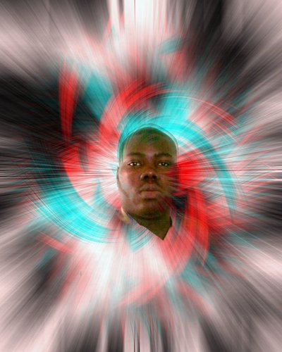 Graphiste & webdesigner, aime le zouk et toutes les musiques des iles les jeux de strategie etc...