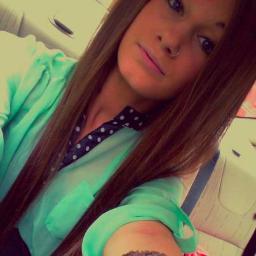 18 from Ohio. Smoker and Drinker. #TeamFollowBack