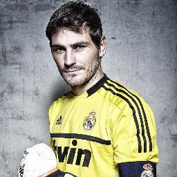 Perfil oficial del portero del Real Madrid y la selección de España, Iker Casillas.