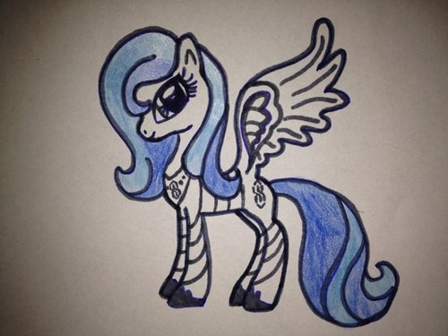 I'm the personal stylist of princess Luna. I love fashion and it would be an honor if I could work together with Rarity sometime.

 ✨ Call me Crystal ✨