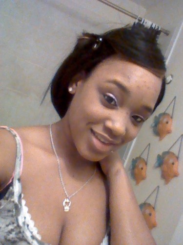 Im a §Gemini§ that tells yuh everythinq yuh need to know so follow me or get SWALLOWED! Bitchess/follow me on instagram: Lynnie_Love