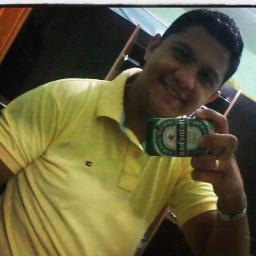 Eu vivo bem o presente, pois o passado não volta e o futuro talvez não chegue....