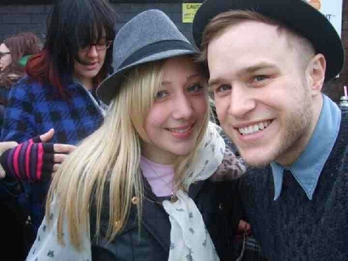 Olly Murs likes jaffa cakes just like me! FOLLOW LIMIT