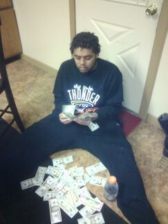 I'm About That Life...
fenessen my recipe winnin my destany im missin my mama dawg and its gettn da best of me...
FREE CJ! n da rest of my fallen soliders