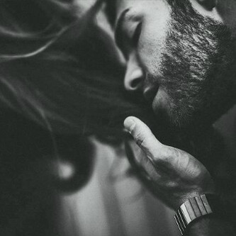 فتىَ فيَ عممر العشرون , أحب قراءة البعض من الخواطر التي تلامس شخصيتي ..'