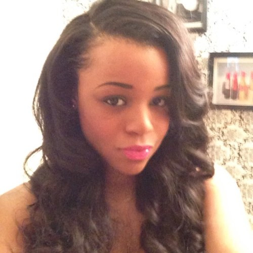 Fearfully and wonderfully made3 Fashion/Business major #TeamJesus #teamfamily Full time princess. Follow me _Kisses_