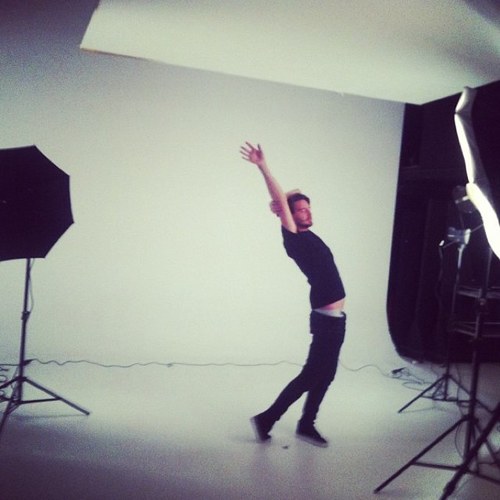 HamptonPhoto_'s profile picture. We are a professional modeling agency for companies like PacSun, True Religion, J.Crew, Macy's and more. Prices start at 5,000 per 10 set shoot.