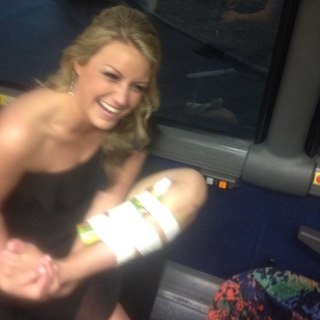 tayhaze_'s profile picture. Insert witty saying.