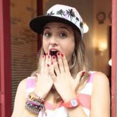 ♪Por isso eu amo sem medo ♪           te amo muitoo minha princesa @juulianapaiva