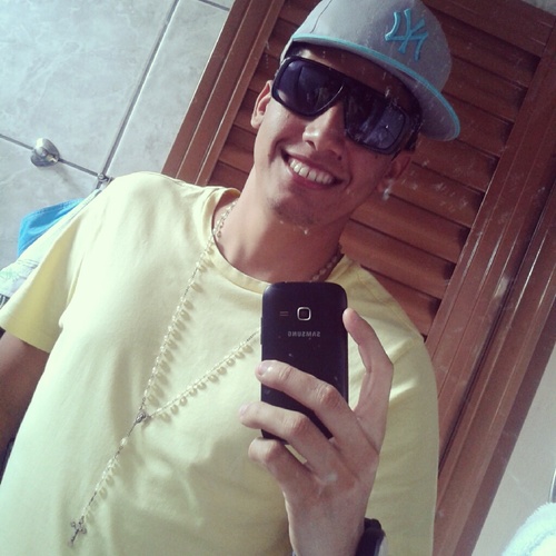 Tentar não significa conseguir, mas todos que conseguiram tentaram. (8)