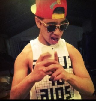 jaredsky3's profile picture. That Follow button lookin pretty sexy.. I'd Tap That ;)