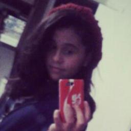''Se arrisque . Algumas loucuras valem a pena '' .