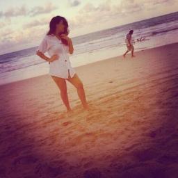 babii_hs's profile picture. Se avexe não, amanhã pode acontecer tudo, inclusive nada!