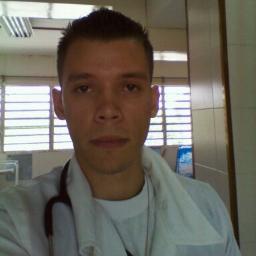 intelectual, sencillo, sociable ,extrovertido, Apasionado  por la ciencia MEDICA y el DEPORTE.  CRISTIANO CATOLICO, MEDICO CIRUJANO UCLA PROMO 68.