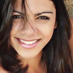 Poderosa é pouco, Diva reconhecida da mídia, referência quando o assunto é luxo e glamour. Instagram: JhennyferSalmeron