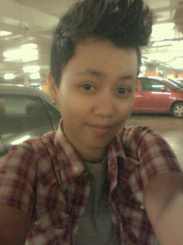 De'an, 19, KL. Girlfriend  @lieyana_lieya. #BBuser 22479929 .