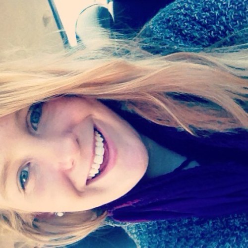 MaryHunt12's profile picture. 