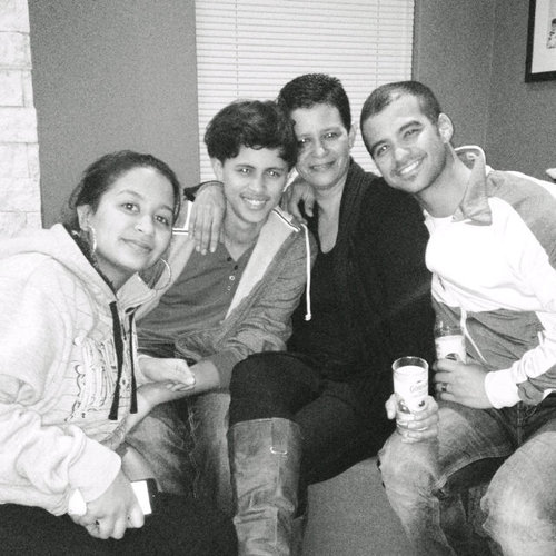 junita21's profile picture. Mother to the 3 most amazing kids:)