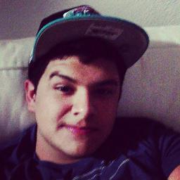 alejocahe's profile picture. Something like a dreamer...