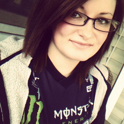 LoganMckenna_'s profile picture. 