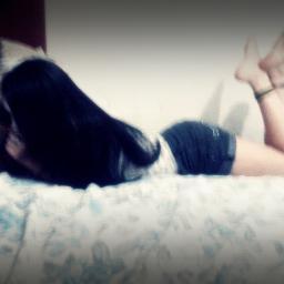 - A gαtiinhα dos cabeloos 'Escuros'
-A pequenα sereiα de sαlto αlto
-A princesa de tênis e gírias
♀
• complicαdα є perfeitinhα ♪