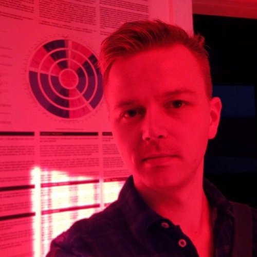 Tegner, taler og tweeter - af og til.