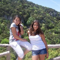 ThinkInChocolat's profile picture. Desde el 24/5/99/¿Príncipes azules?Paso soy más realista//Totalmente adicta al chocolate//¿Debilidad? Besos en el cuello//Más que una hermana @MelisaProcopio