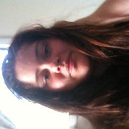 Loves One Direction, Justin Bieber, Cody Simpson and Austin Mahone.