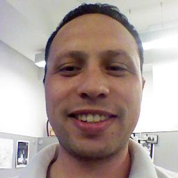 Soy programador desde hace unos años. Me encanta la tecnología, las matemáticas, la historia y la filosofía. Me gusta leer y mirar películas.