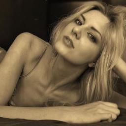 ChelseaColledge's profile picture. 22, Birmingham, soon to be Modern Languages graduate, love fun