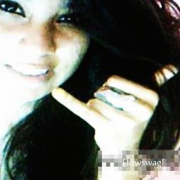 C0NTINU0 NESSE MUNDO0 L0UC0 H0JE SÓ NA BRISA ♪