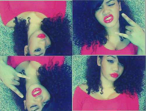 Keep Calm & Follow This Bi-Sexuall Mamii :)