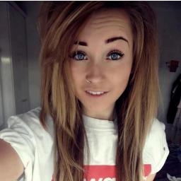 love the life you live and live the life you love ^_^ #prouddirectioner follow me i'll follow you back.Music is my life ★