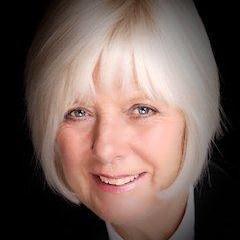Become a qualified Clinical Hypnotherapist in 6 Months!