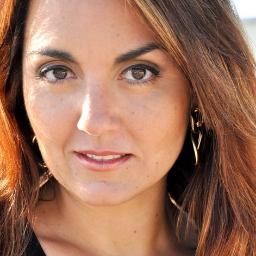 Twitter destinado à divulgação do trabalho da atriz e cantora @RenataCelidonio
Último trabalho: Marieta em Aquele Beijo
Atualizado por @biaabarreto