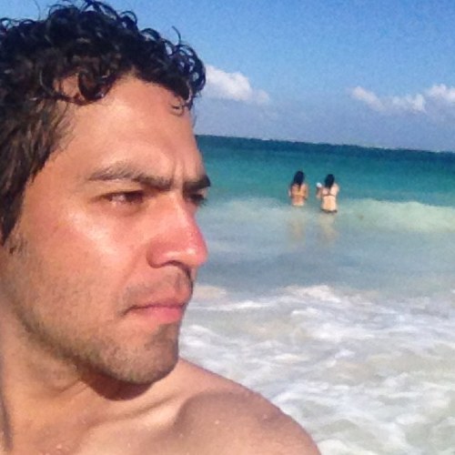 danielelmoe's profile picture. Siempre dispuesto a escuchar alguien interesante