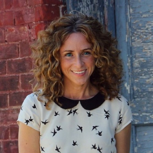 DIY author + clothing designer. Sewing pretty new things and refashioning pretty old things. I help you create high-end fashion on a budget at KRISTINA J.