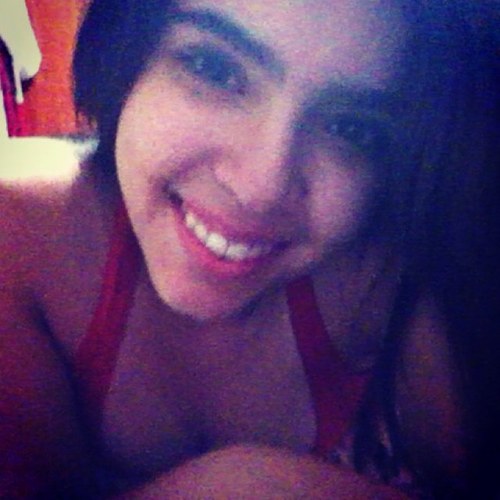 Aquariana, 14 anos, Goiana. Acho q ja deu ne? ;*