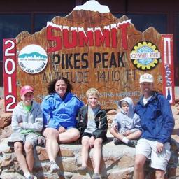 BlueScarlet5's profile picture. 