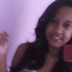 Meu nome é chatice , casei com o ciume , sou inimiga da perfeição e vizinha do drama . Me separei da paciência e sou irmã da preguiça .