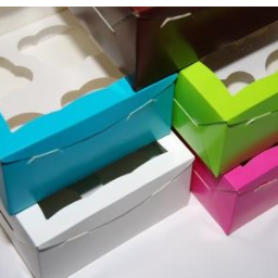 Somos fabricantes de cajas para cupcakes, tortas y más. Excelentes precios!!! Innovadores y prácticos diseños.