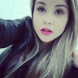 Brasil, 20. 
Insta: @nayyaravieira (: